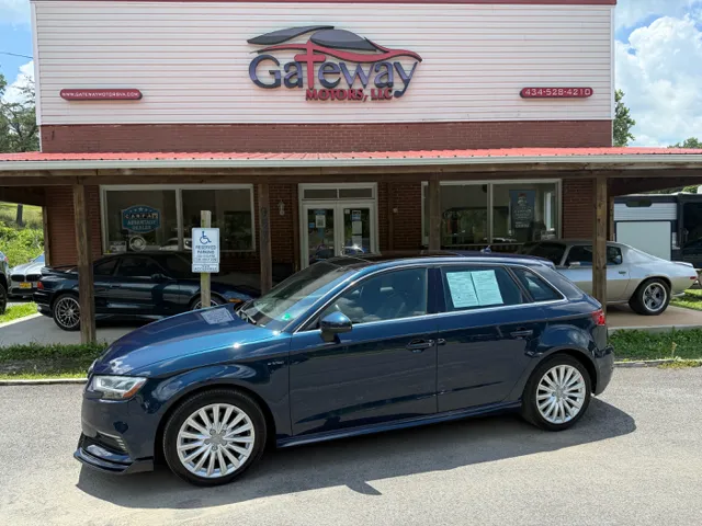 2018 Audi A3 Sportback e-tron Premium Plus's photo