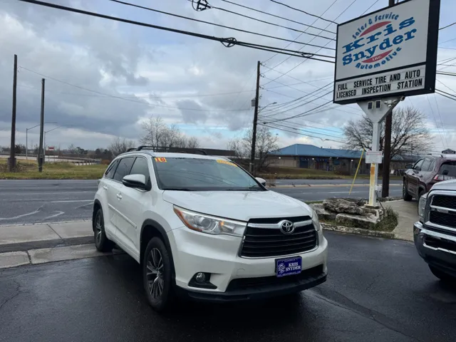 2016 Toyota Highlander XLE's photo
