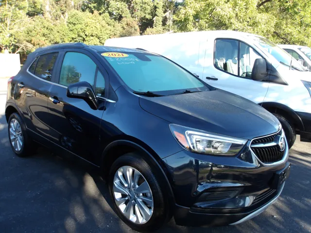 2021 Buick Encore Preferred's photo