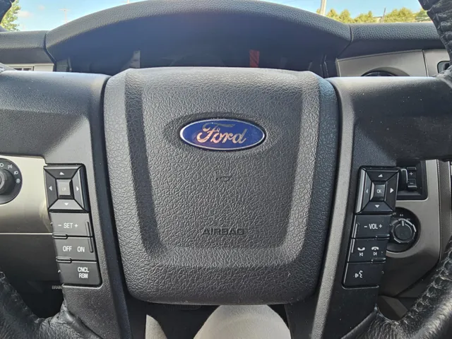 2016 Ford Expedition XLT - Photo 26