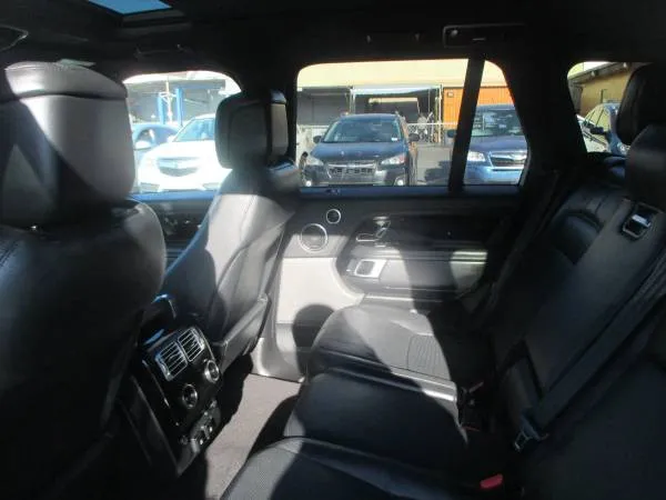2020 Land Rover Range Rover HSE - Photo 13