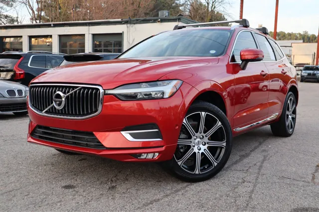 2021 Volvo XC60 Inscription's photo