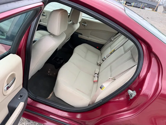 2005 Pontiac Grand Prix - Photo 12