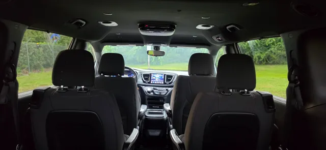 2018 Chrysler Pacifica Touring Plus - Photo 17