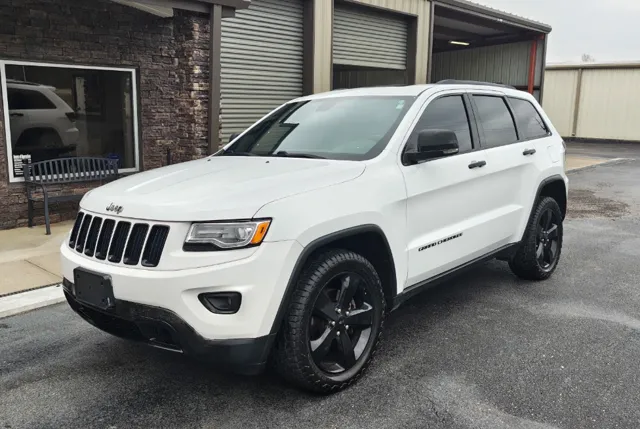 2015 Jeep Grand Cherokee Limited's photo