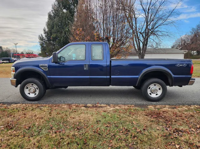 2008 Ford F-250 Super Duty FX4's photo