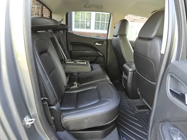 2019 Chevrolet Colorado ZR2 - Photo 32