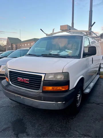 2014 GMC Savana Cargo