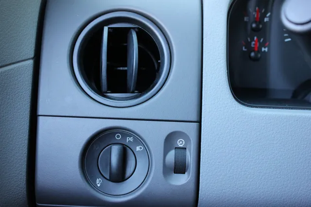 2007 Ford F-150 STX - Photo 18