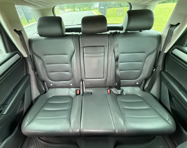 2011 Volkswagen Touareg Sport - Photo 35