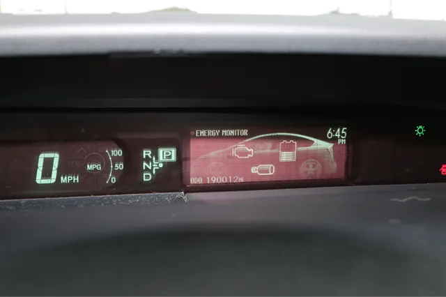 2015 Toyota Prius Three - Photo 15