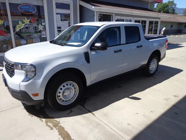 2025 Ford Maverick XL's photo