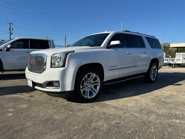 2020 GMC Yukon XL SLT Standard Edition's photo