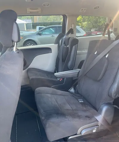 2012 Dodge Grand Caravan SXT - Photo 8