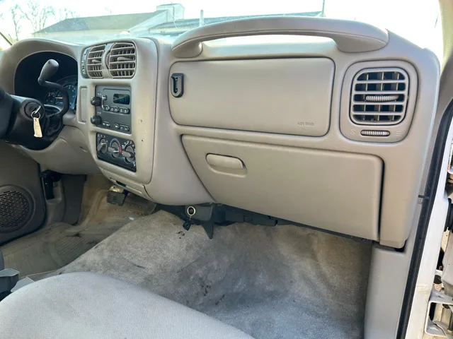 2003 Chevrolet Blazer LS - Photo 13