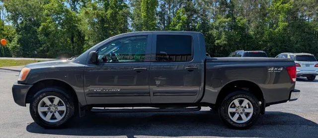 2012 Nissan Titan SV 4X4 Crew Cab SWB's photo