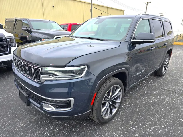 2022 Jeep Wagoneer