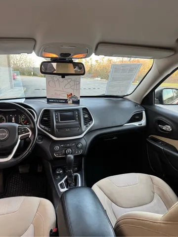 2015 Jeep Cherokee Sport - Photo 11