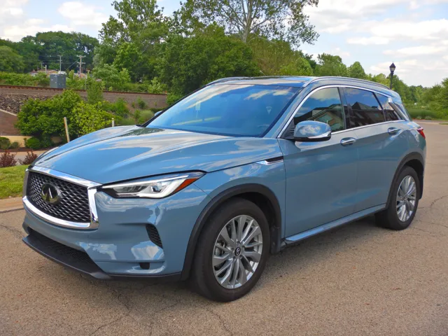 2023 INFINITI QX50 Luxe AWD's photo