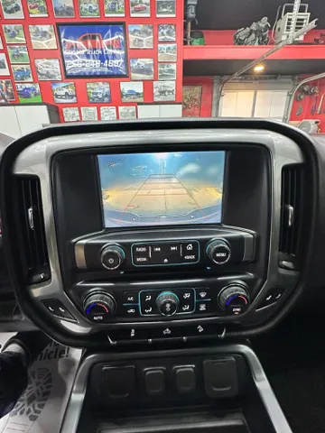 2018 Chevrolet Silverado 1500 LT Z71 - Photo 16