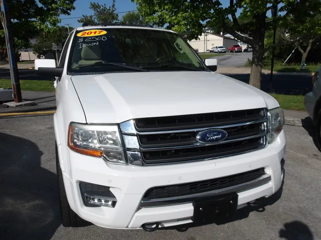2017 Ford Expedition Limited 4X4's photo