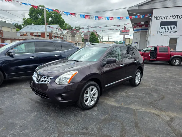 2013 Nissan Rogue SV AWD's photo