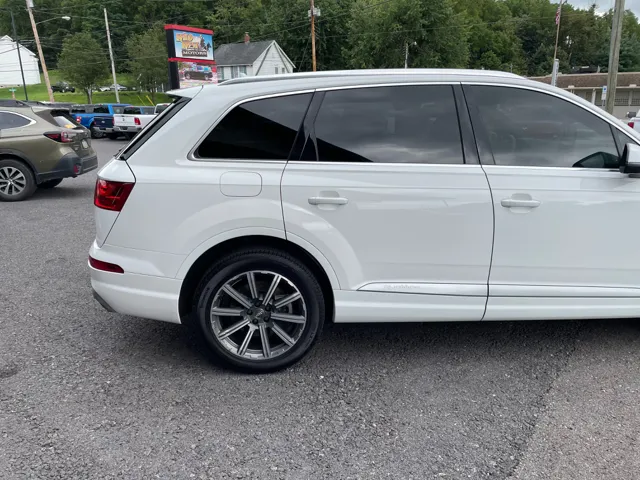 2019 Audi Q7 Premium Plus photo 7