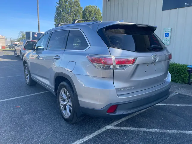 2015 Toyota Highlander XLE - Photo 8