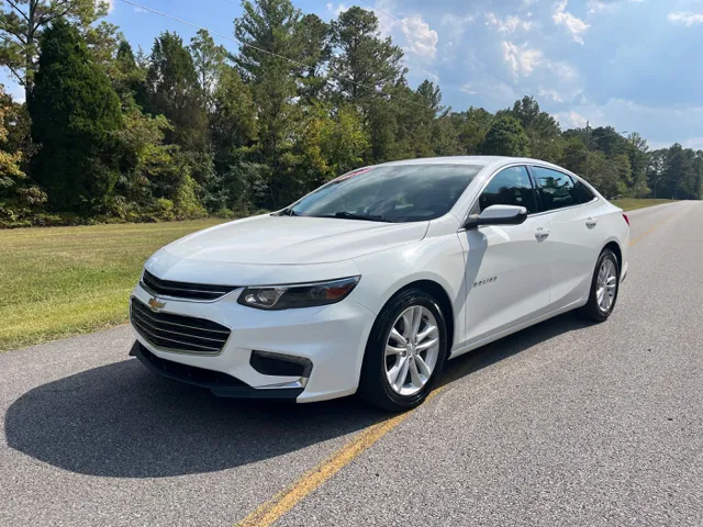 2017 Chevrolet Malibu 1LT's photo