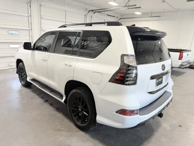 2023 Lexus GX Base - Photo 10