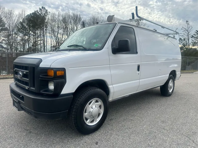 2014 Ford E-Series Econoline Van Commercial's photo
