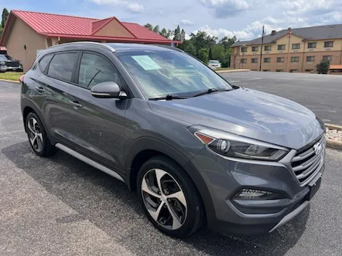 2017 Hyundai Tucson Sport FWD's photo