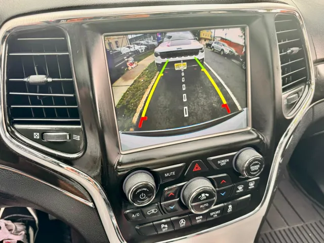 2018 Jeep Grand Cherokee Limited Sterling Edition - Photo 21