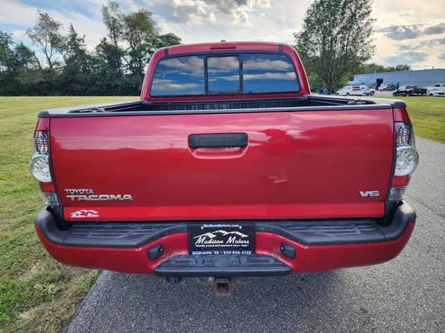 2011 Toyota Tacoma Double Cab V6 4x4 photo 7