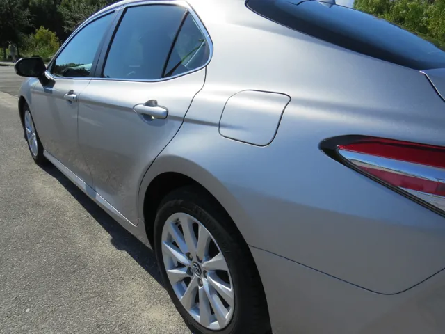 2019 Toyota Camry LE photo 16