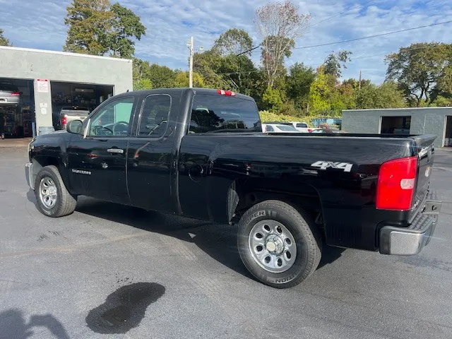 2012 Chevrolet Silverado 1500 LS photo 3