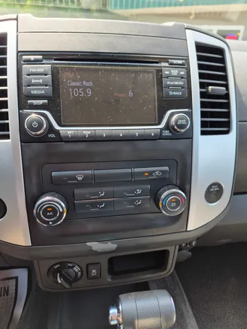 2017 Nissan Frontier SV - Photo 26