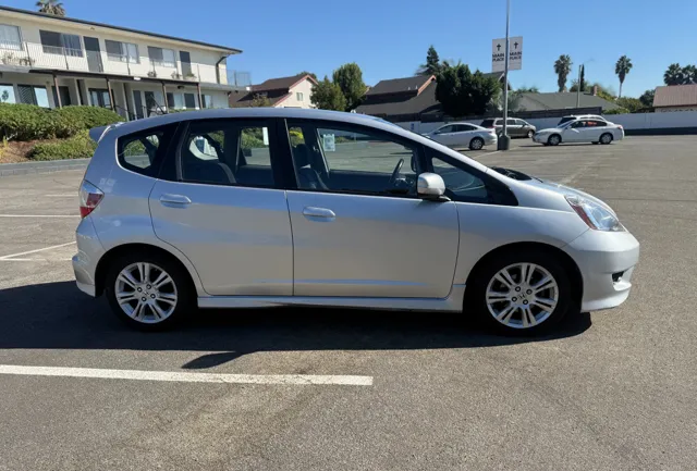 2011 Honda Fit Sport - Photo 6
