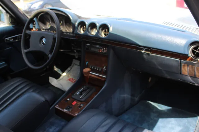 1984 Mercedes Benz 380 photo 18