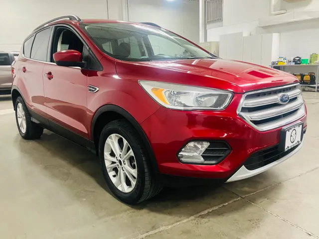 2018 Ford Escape SE photo 11