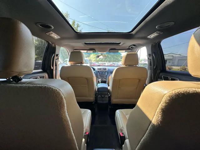 2016 Ford Explorer XLT - Photo 32