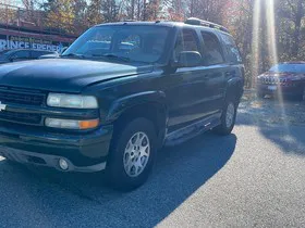 2004 Chevrolet Tahoe LS's photo