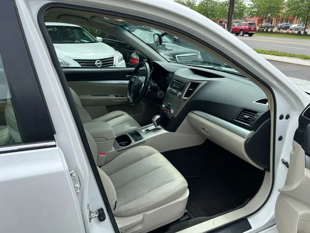 2012 Subaru Legacy I Premium - Photo 14