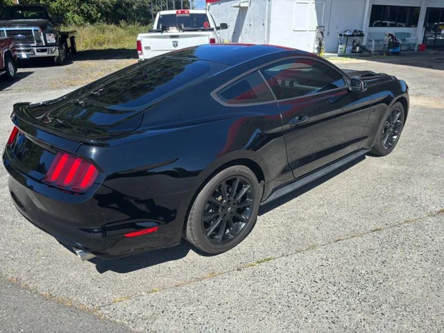 2016 Ford Mustang GT photo 4