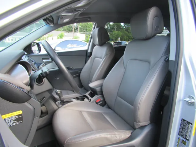 2015 Hyundai Santa Fe Limited - Photo 10
