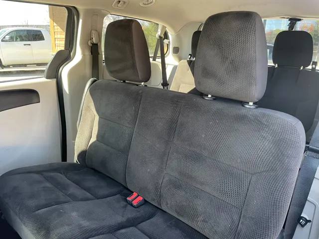 2019 Dodge Grand Caravan SE - Photo 19