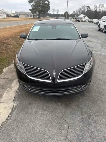 2015 Lincoln MKS Base's photo