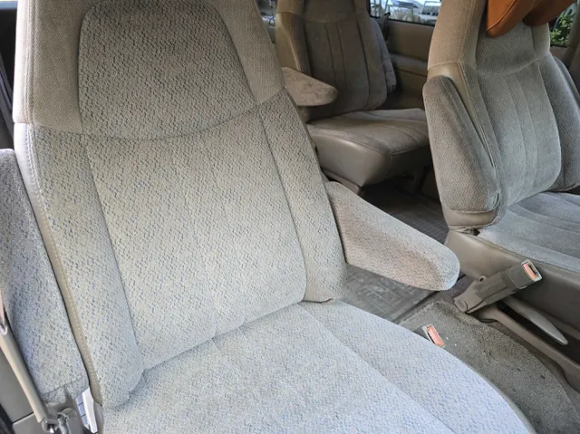 1997 Chevrolet Astro - Photo 19