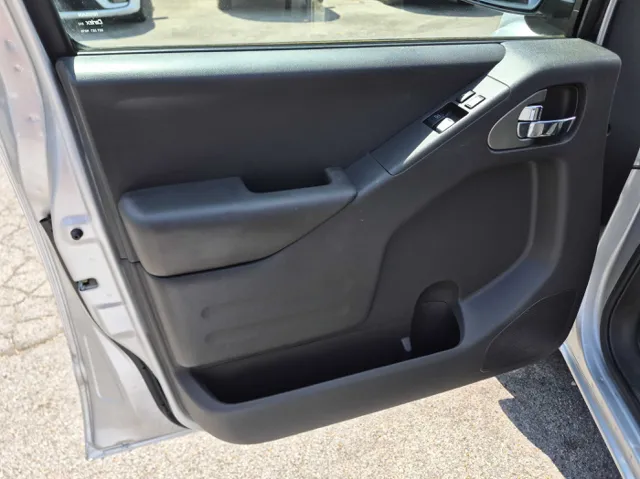 2017 Nissan Frontier SV - Photo 20