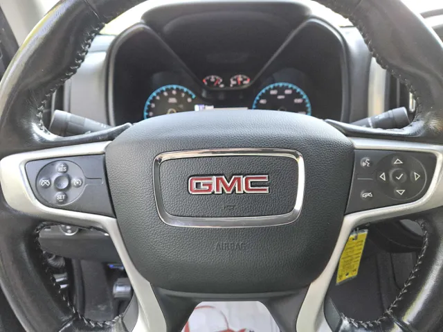 2017 GMC Canyon SLT - Photo 18